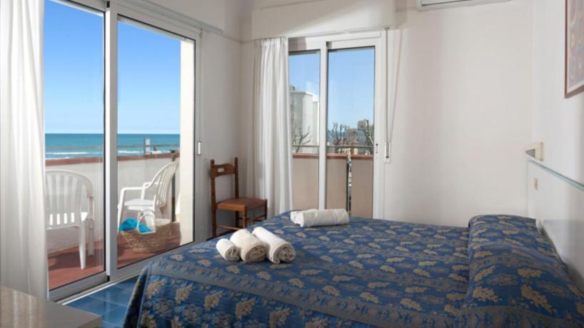Hotel Panoramic Riccione Exterior photo